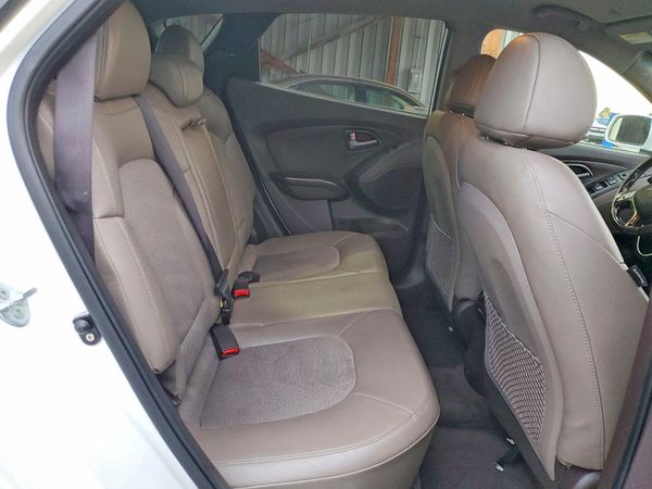 2014 HYUNDAI TUCSON GLS (Middle Level) — PSRS