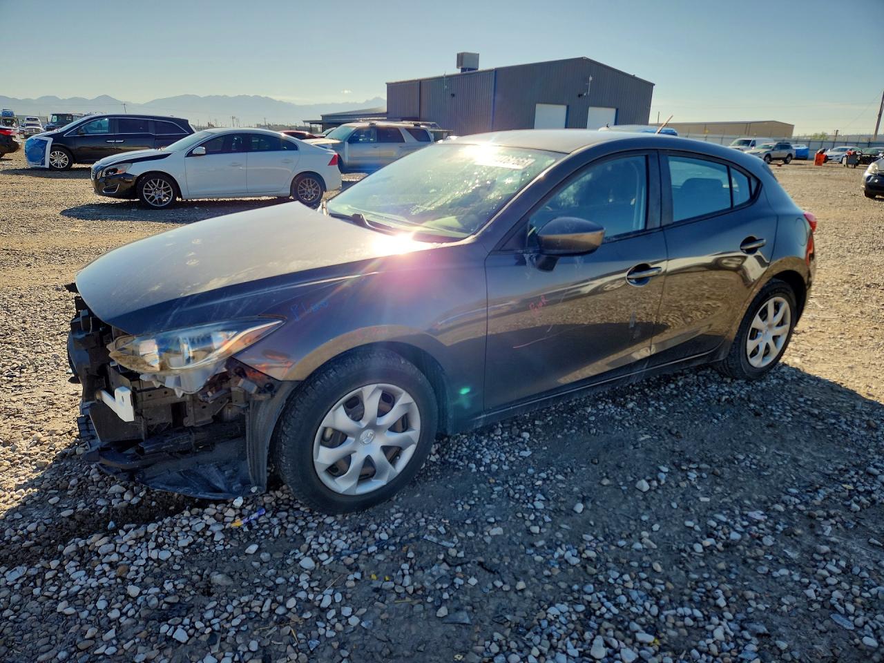 2015 MAZDA 3 Sport/GX — Front 3/4