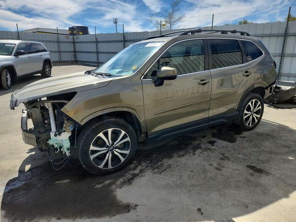 2023 SUBARU FORESTER — DSFA — Front 3/4