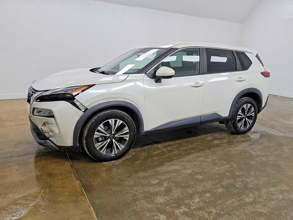 2023 NISSAN ROGUE SV — Front 3/4