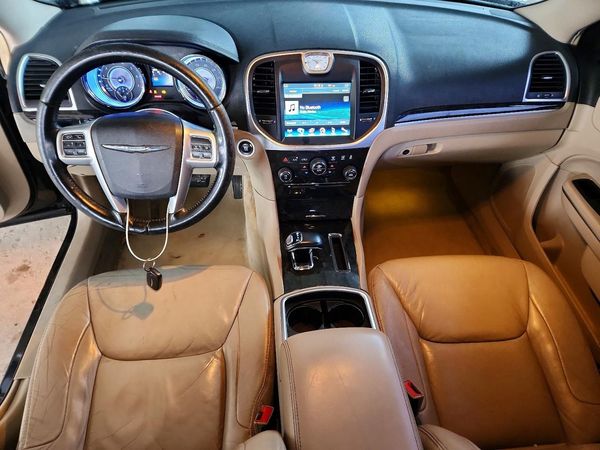 2014 CHRYSLER 300 — CKPT