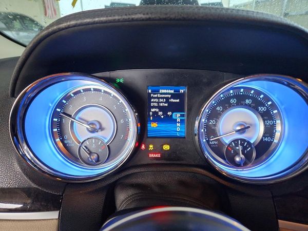 2014 CHRYSLER 300 — ODOM