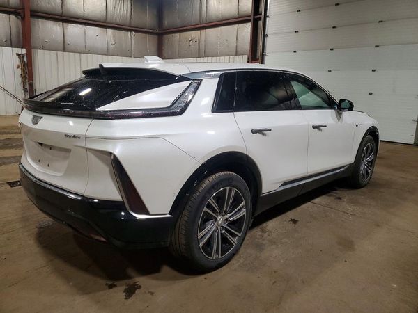 2024 CADILLAC ALL OTHER Lux-1 — PSRA