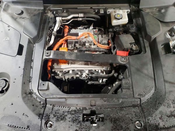 2024 CADILLAC ALL OTHER Lux-1 — Engine bay