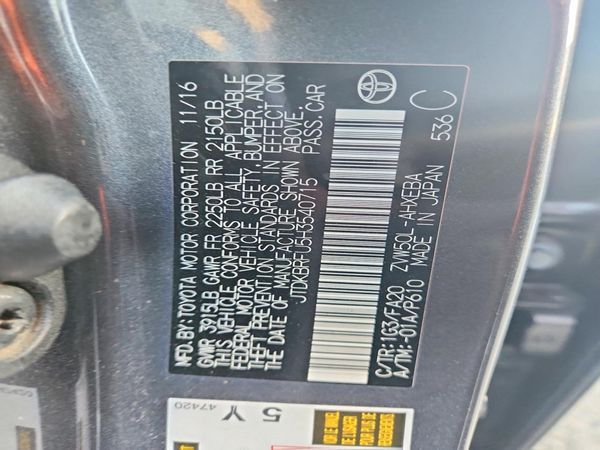 2017 TOYOTA PRIUS One/Two — VINS