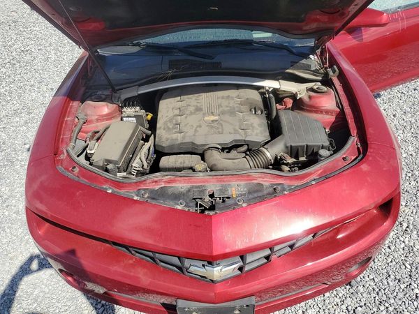 2013 CHEVROLET CAMARO 2LT — Engine bay