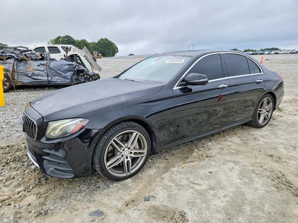 2017 MERCEDES-BENZ E-CLASS E300 — Front 3/4