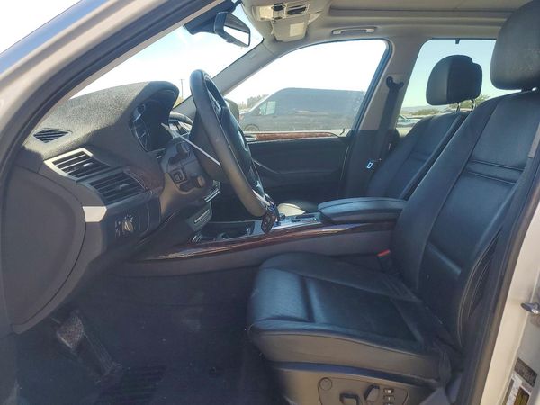 2012 BMW X5 xDrive35i — DENT