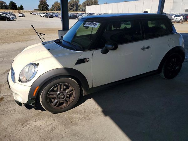 2012 MINI COOPER — DSFA — Front 3/4