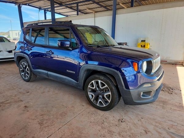 2018 JEEP RENEGADE — Passenger 3/4