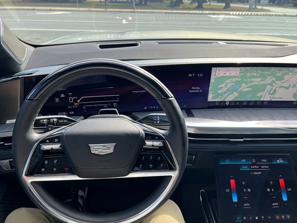2025 CADILLAC ESCALADE IQ Sport-2
