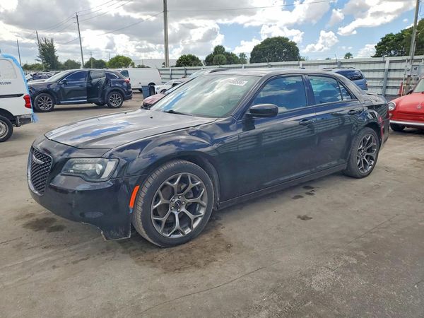 2018 CHRYSLER 300 300S — Front 3/4