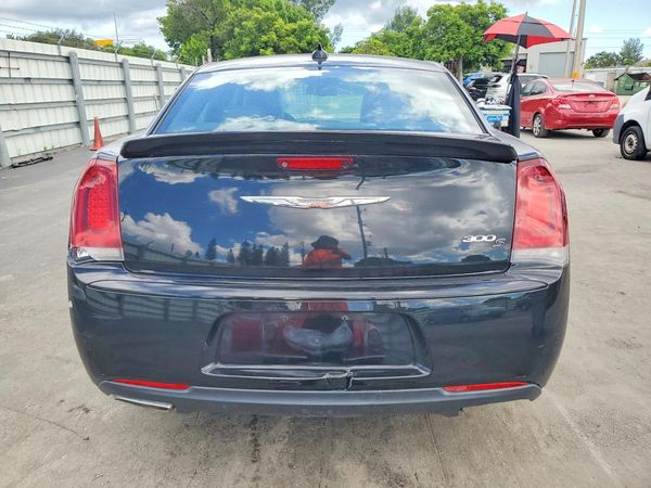 2018 CHRYSLER 300 300S — DIRR