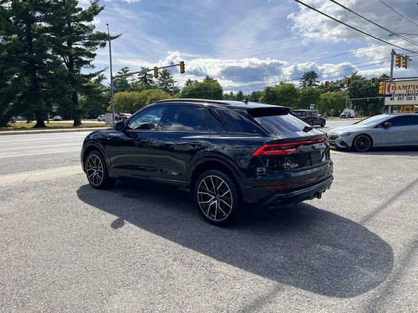2019 AUDI Q8