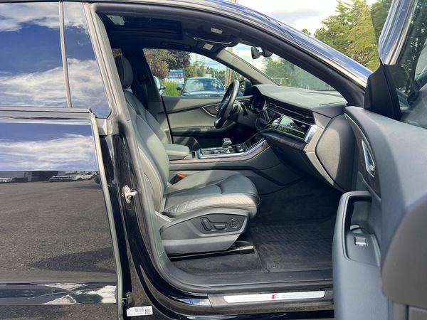 2019 AUDI Q8