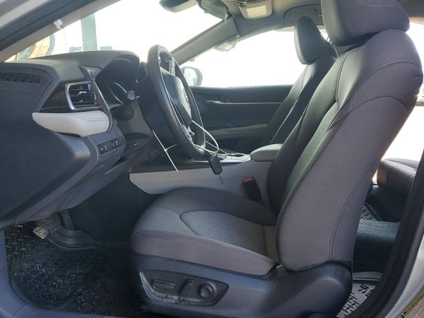 2023 TOYOTA CAMRY LE — DENT