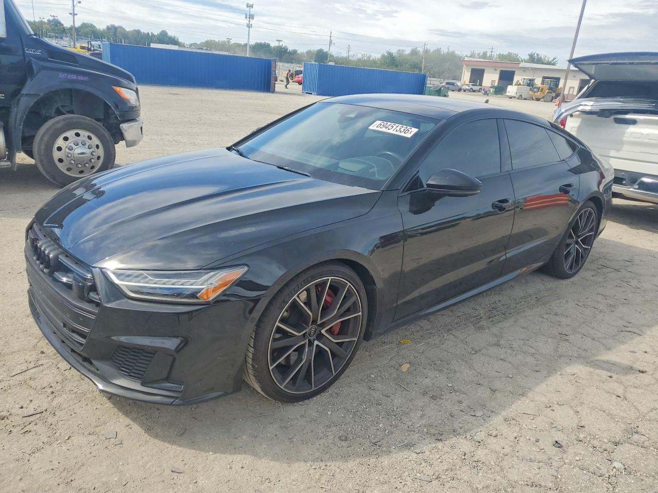 2021 AUDI S7/RS7 quattro Prestige — Front 3/4