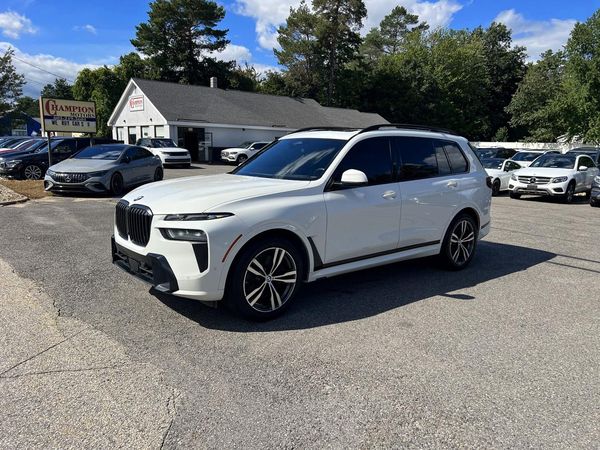 2023 BMW X7