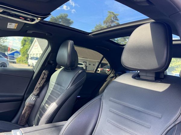 2023 MERCEDES-BENZ C C300