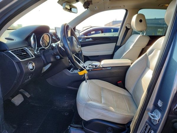 2016 MERCEDES-BENZ GLE GLE300d — DENT