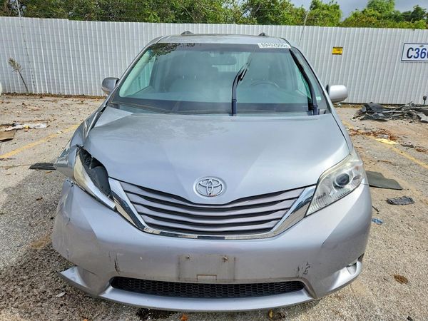 2016 TOYOTA SIENNA — DIRF