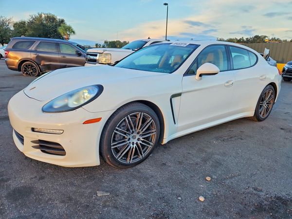 2015 PORSCHE PANAMERA — DSFA — Front 3/4