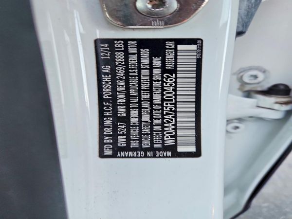 2015 PORSCHE PANAMERA Base (2WD), 4 (4WD) — VINS