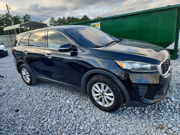 2020 KIA SORENTO L, LX, S — Passenger 3/4