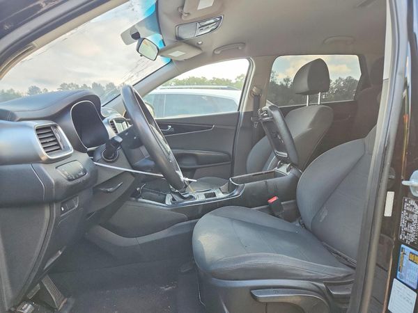 2020 KIA SORENTO L, LX, S — DENT