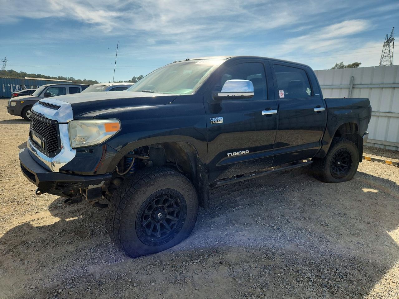 2014 TOYOTA TUNDRA Limited — Front 3/4