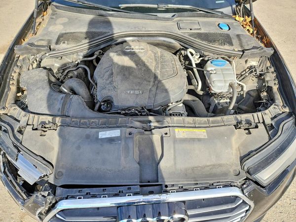 2017 AUDI A6 Premium Plus — Engine bay