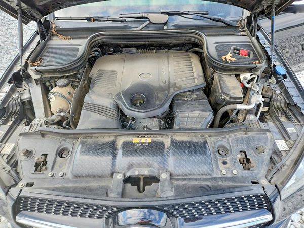 2020 MERCEDES-BENZ GLE GLE450-4M — Engine bay