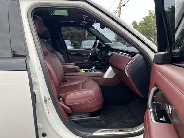 2023 LAND ROVER RANGE ROVER SE