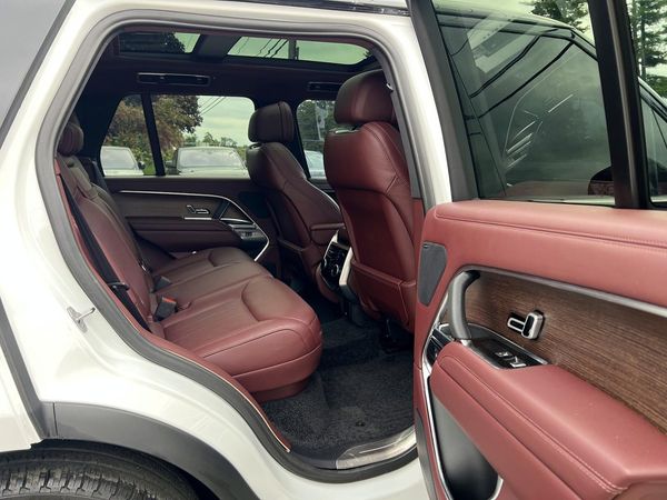 2023 LAND ROVER RANGE ROVER SE