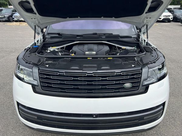 2023 LAND ROVER RANGE ROVER SE