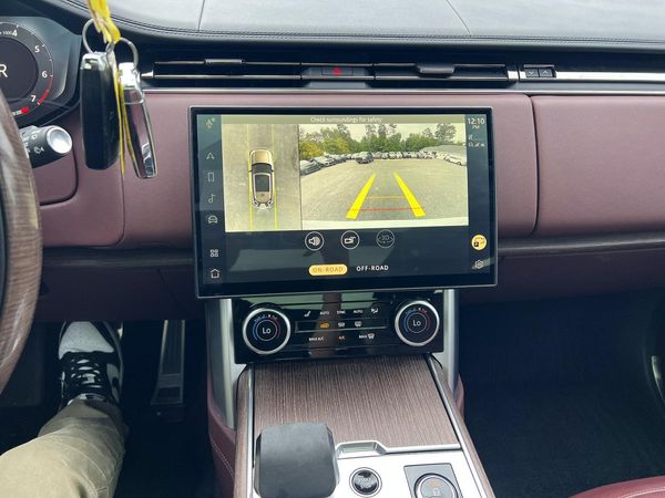 2023 LAND ROVER RANGE ROVER SE