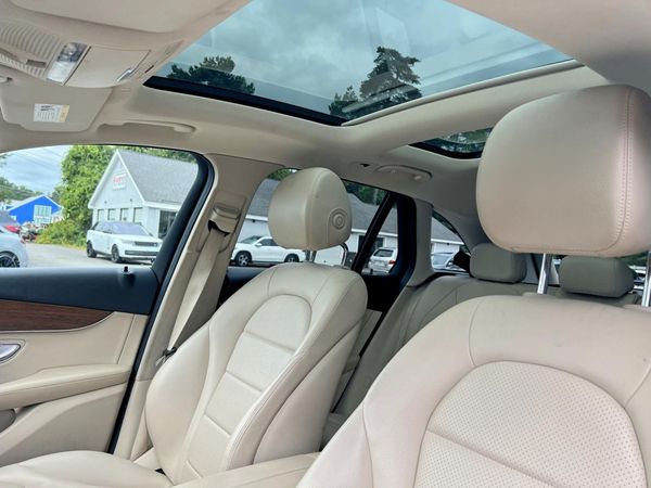 2022 MERCEDES-BENZ GLC GLC300