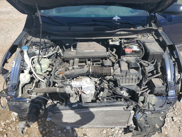 2020 HONDA CR-V LX — Engine bay