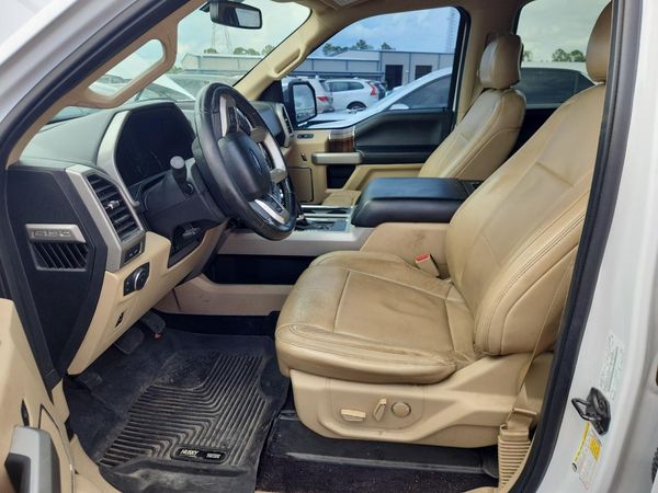 2017 FORD F150 SuperCrew — DENT
