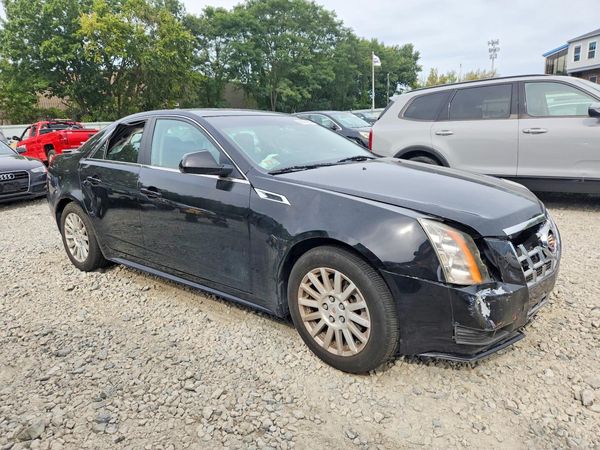 2013 CADILLAC CTS Luxury — Passenger 3/4