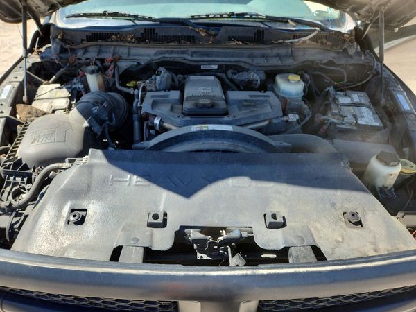 2018 RAM 2500 ST — Engine bay