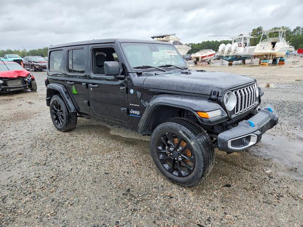 2024 JEEP WRANGLER Sahara 4XE — Passenger 3/4