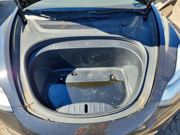2018 TESLA MODEL 3 — Engine bay