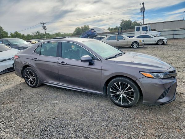 2019 TOYOTA CAMRY L/LE/SE/XLE — Passenger 3/4