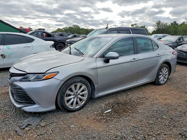 2018 TOYOTA CAMRY — DSFA — Front 3/4