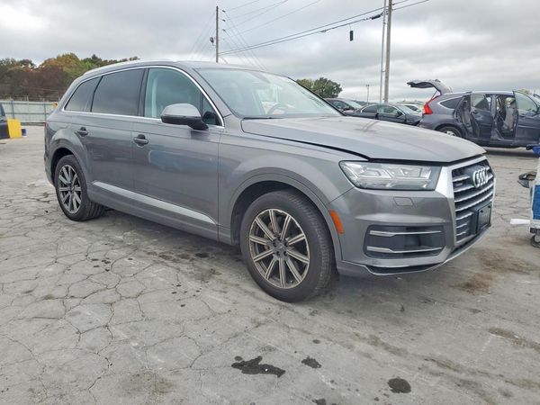 2018 AUDI Q7 quattro Premium Plus — Passenger 3/4