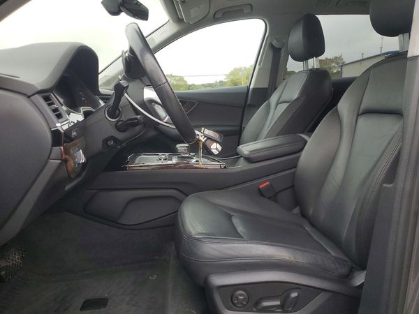 2018 AUDI Q7 quattro Premium Plus — DENT