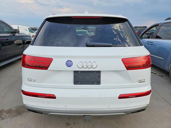 2017 AUDI Q7 quattro Premium Plus — DIRR