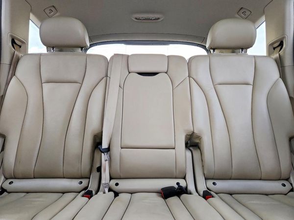 2017 AUDI Q7 quattro Premium Plus — SUVN