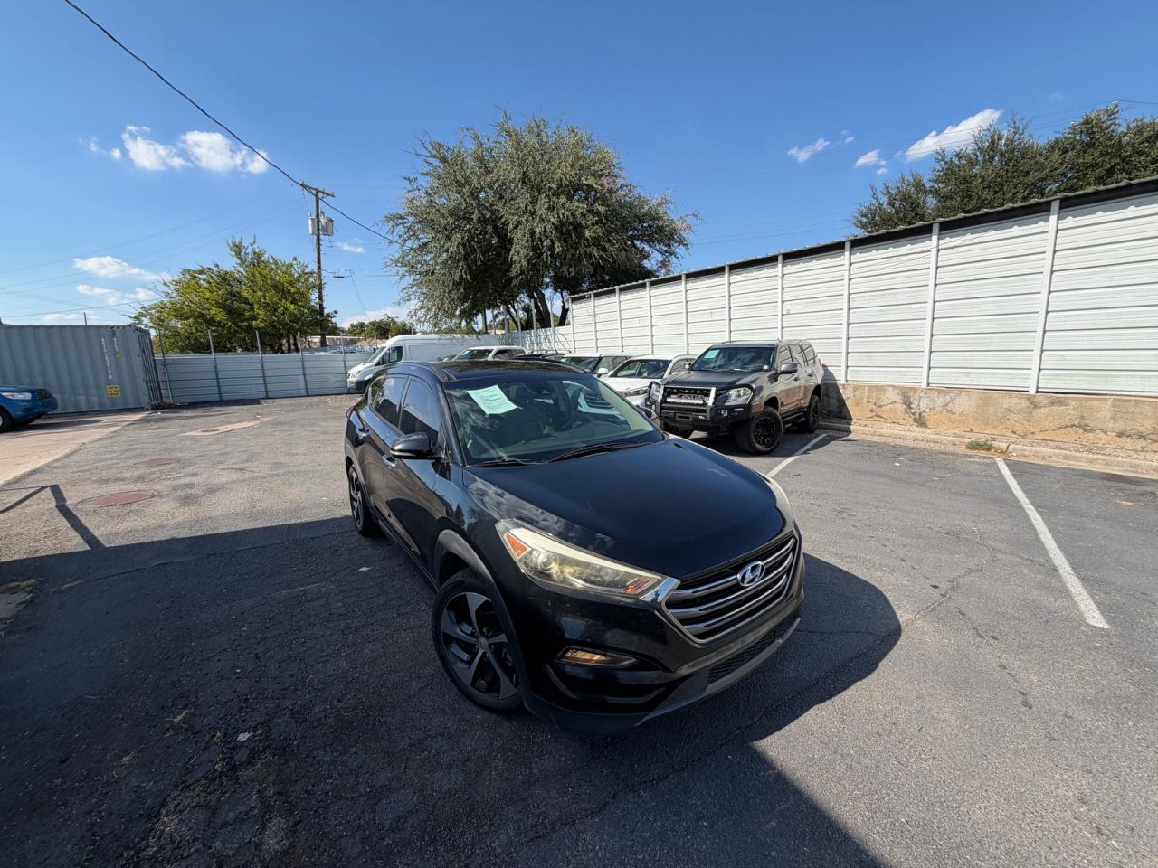 2016 HYUNDAI TUCSON